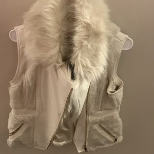 Guess faux fur vest BRAND NEW Beautiful!